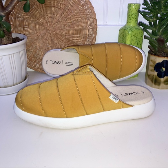TOMS Alpargata Mallow Mule Slip On Shoes in Mustard and White Size 8.5 - Picture 6 of 9